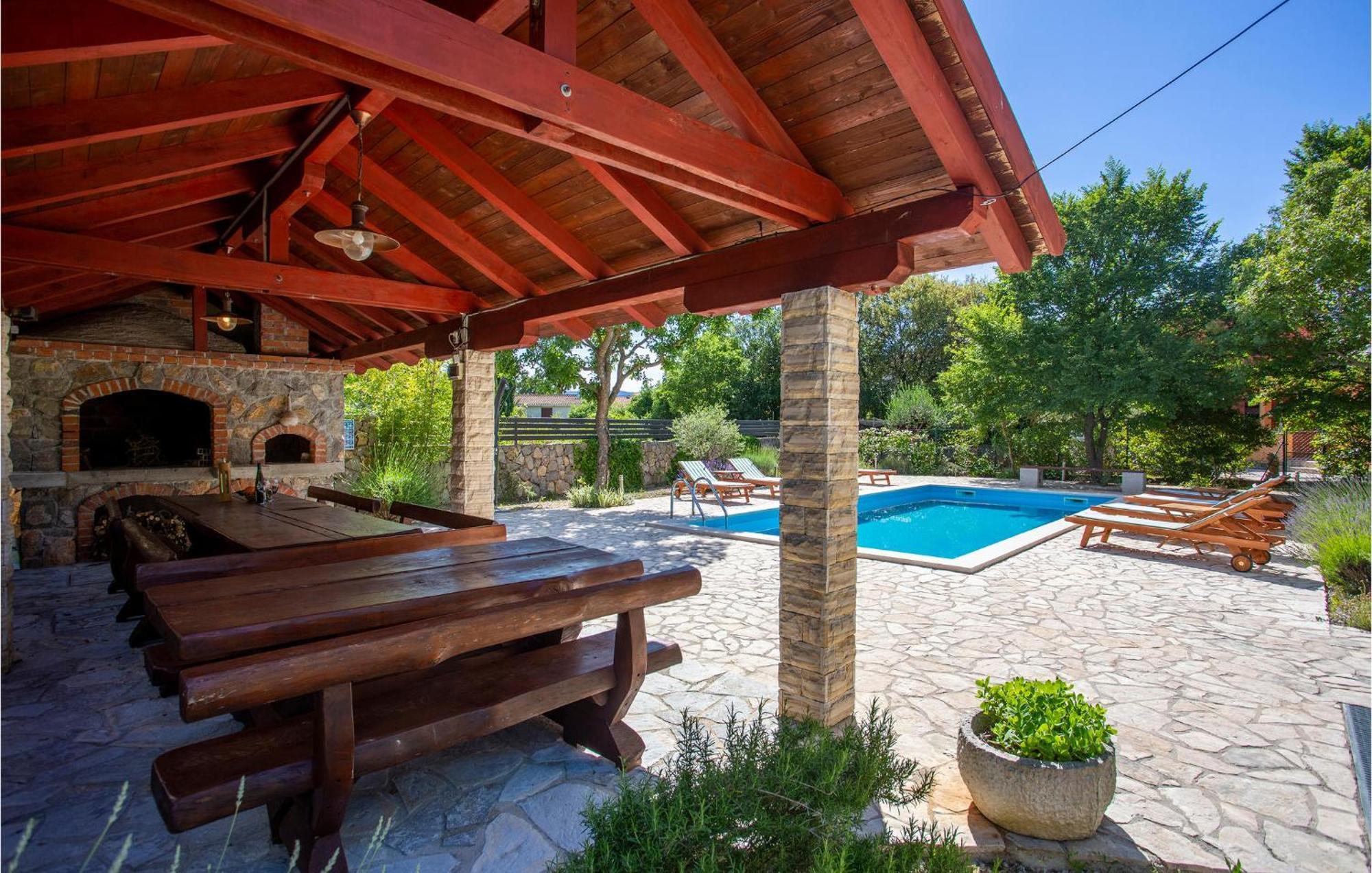 2 Bedroom Beautiful Apartment In Pinezici Esterno foto